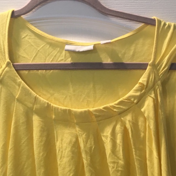 Yellow New York and Co. summer top - Picture 2 of 4